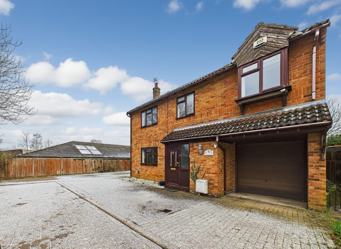 Bristow Close, Bletchley, MK2